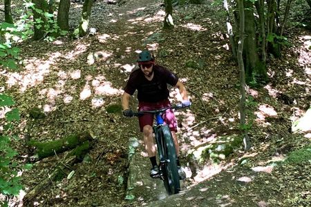 Mountainbike-Fahrer auf dem Devils Rock Trail