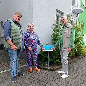 Ehepaar Dermann und Bürgermeister Frank Ensminger